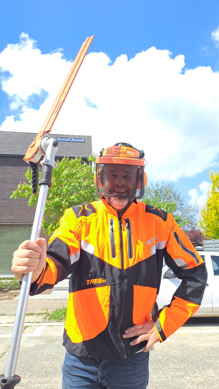 Services-01 whatsapp-image-2025-09-24-at-145103-2